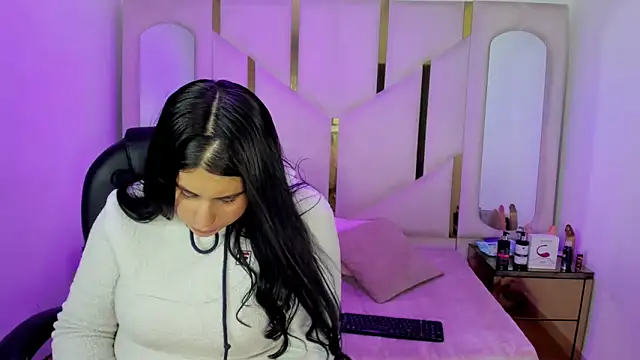 Chatroom XXX en direct de Criistaal_