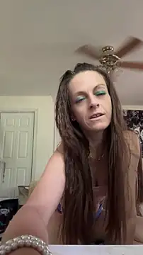 Chatroom XXX en direct de DavinaRay