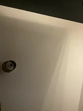 Phòng Chat Trực Tiếp Lyannabuena69