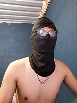 عرض كام Jossmaster