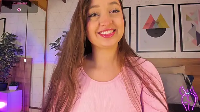 MiaKay1's Live Chat Room