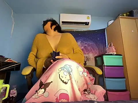 ningyiyi13 Pertunjukan Webcam
