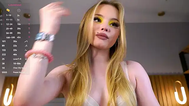 Miss_miracle's Webcam Show