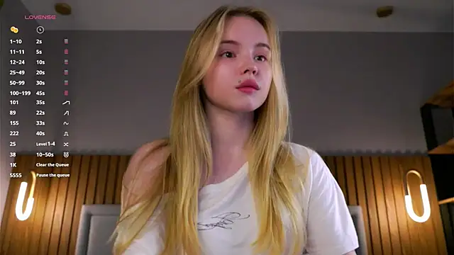 Miss_miracle's Webcam Show