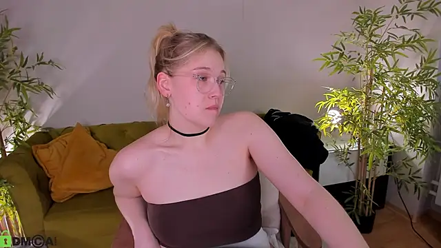 Colleen_Blake Chat XXX in diretta