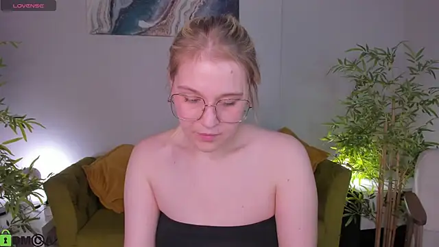 Chat +18 de Colleen_Blake ao vivo