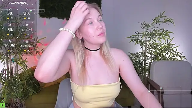 Chat +18 de Colleen_Blake ao vivo