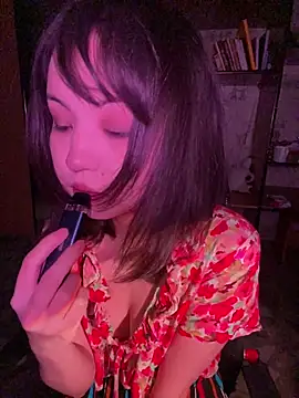 lalallalalaa- 网络视讯表演