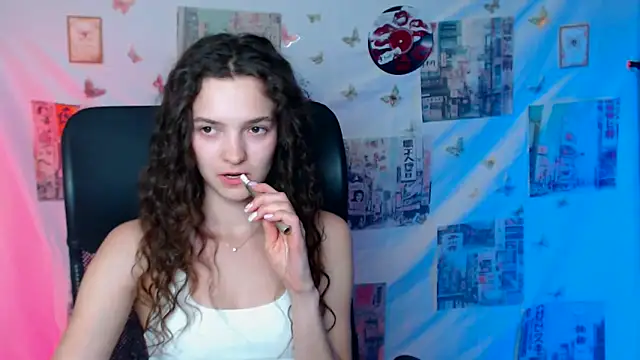 _SusieSu_'s Live XXX Chat