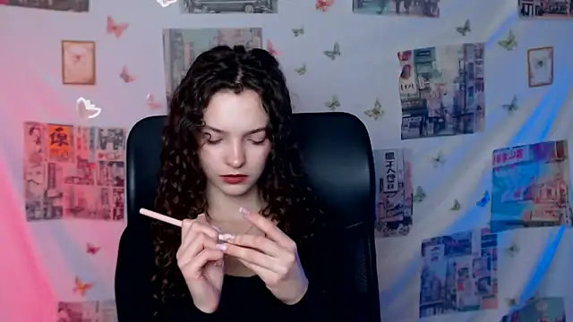 צ'אט XXX בשידור ח י של _SusieSu_