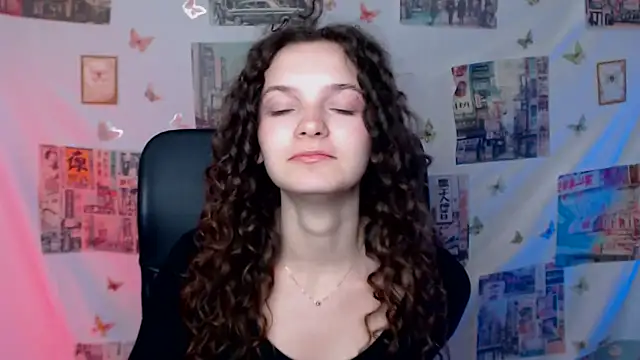_SusieSu_'s Live XXX Chat