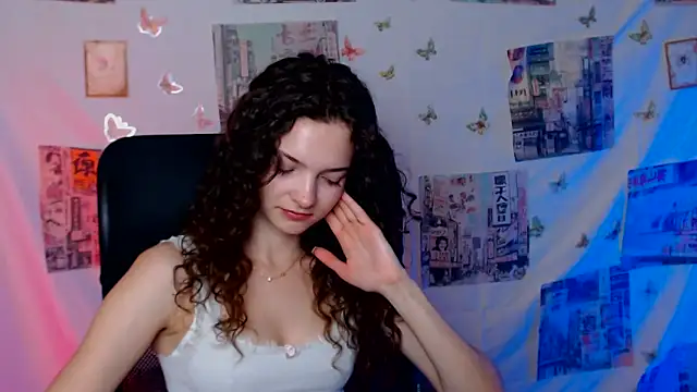 Chat +18 de _SusieSu_ ao vivo