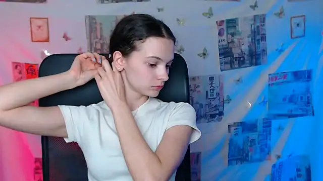 _SusieSu_'s Live XXX Chat