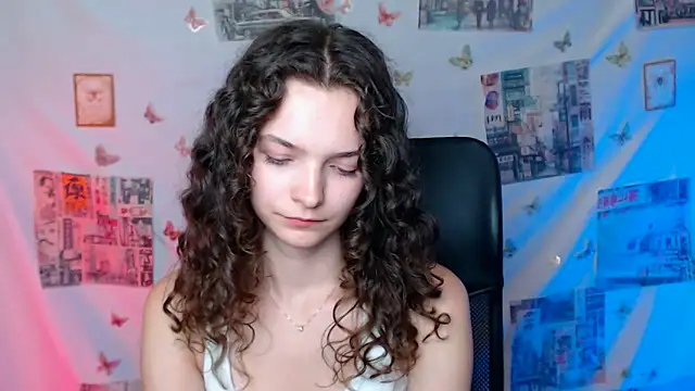 _SusieSu_ Adlı Modelin Canlı XXX Sohbeti