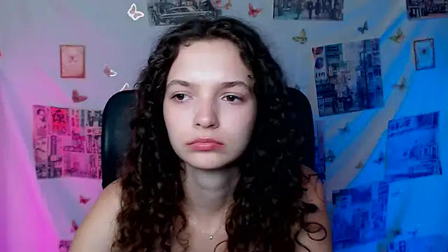 _SusieSu_'s Live XXX Chat