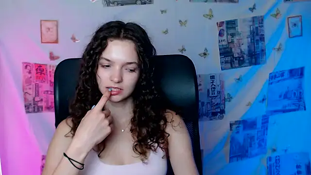 _SusieSu_ XXX чат на живо