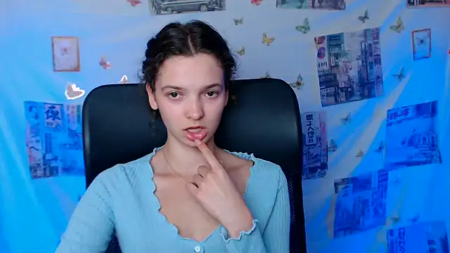 _SusieSu_ Adlı Modelin Canlı XXX Sohbeti