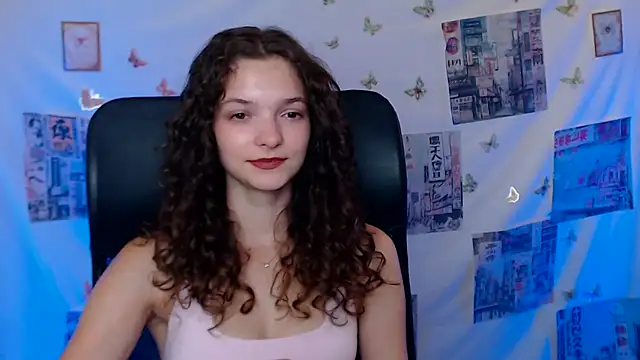 Show modela _SusieSu_ na web-kameri