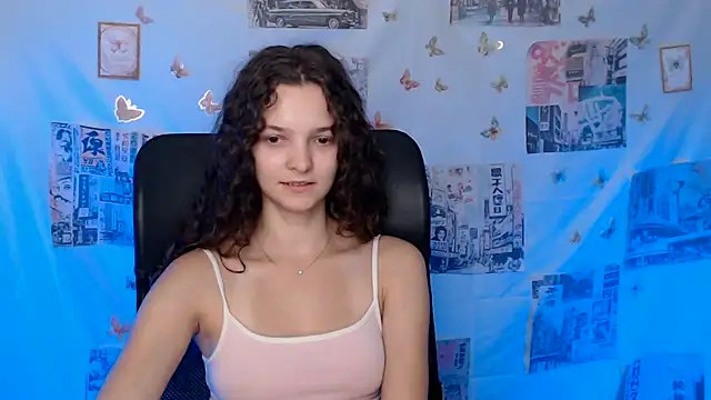 _SusieSu_'s Live XXX Chat