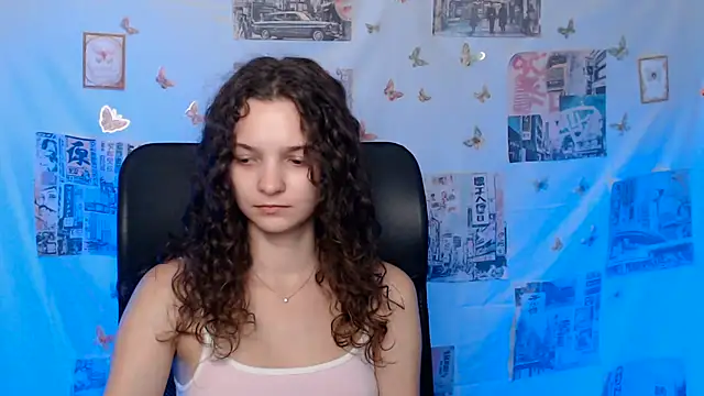 _SusieSu_ Adlı Modelin Canlı XXX Sohbeti