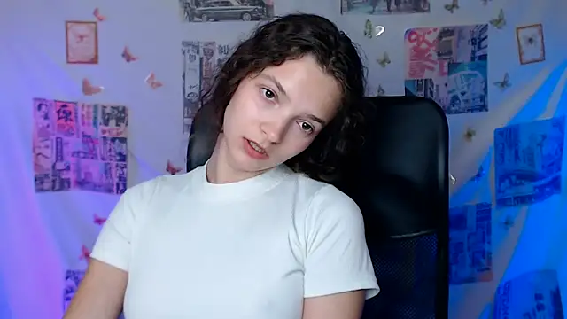 XXX chat uživo modela _SusieSu_