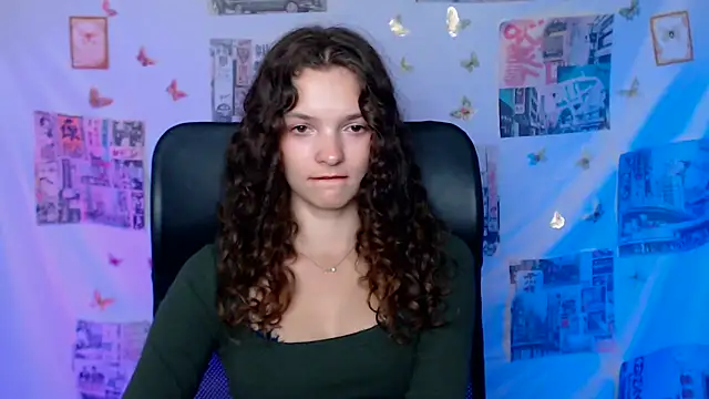 _SusieSu_ Adlı Modelin Canlı XXX Sohbeti