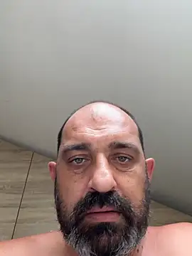 Ingerasul833 webkamerás műsora
