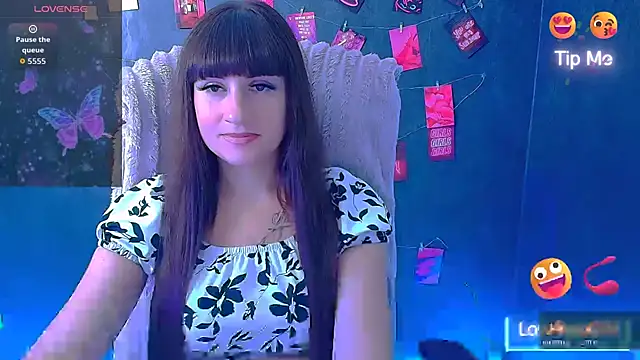 Chat +18 de Violla_My ao vivo