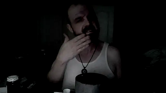 הופעת וובקאם של ROBBYROBuncuT
