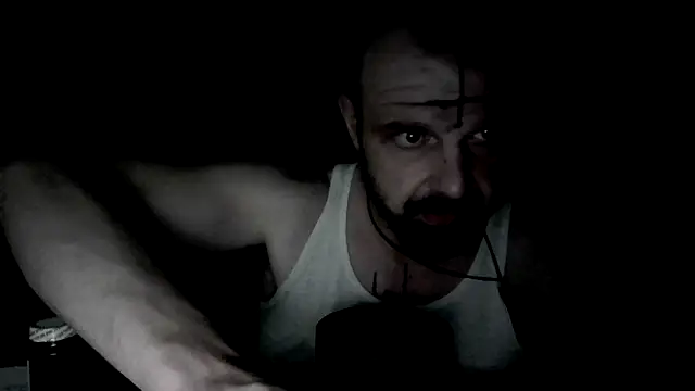 ROBBYROBuncuT: διαδικτυακό σόου στην κάμερα