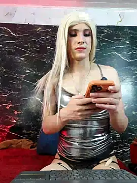 crislingery_dolli Шоу с уебкамера