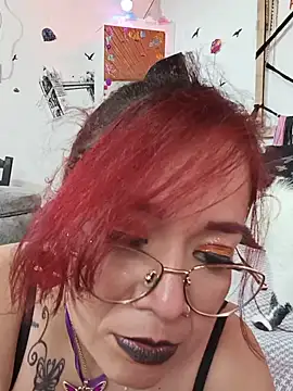 keila_j Adlı Modelin Canlı XXX Sohbeti
