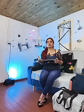 Chatroom XXX en direct de keila_j