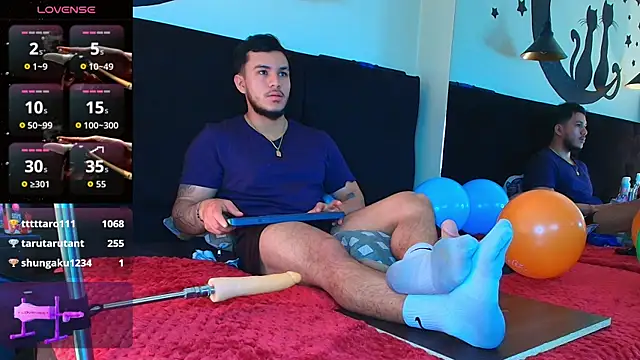 jeisonstark: διαδικτυακό σόου στην κάμερα