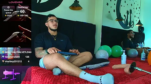 jeisonstark: διαδικτυακό σόου στην κάμερα