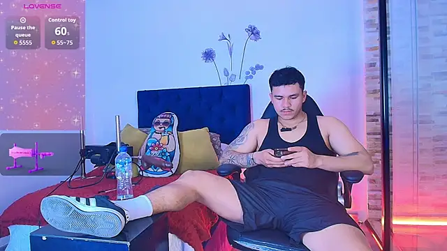 jeisonstark's Live XXX Chat