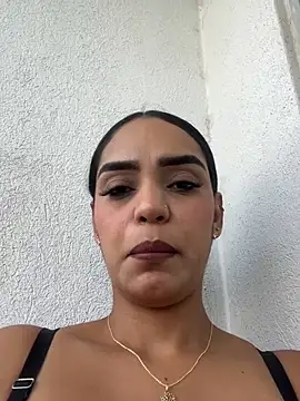 Sara-77: вебкам-шоу