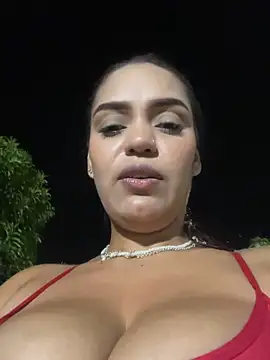 Sara-77 Adlı Modelin Web Kamerası Şovu