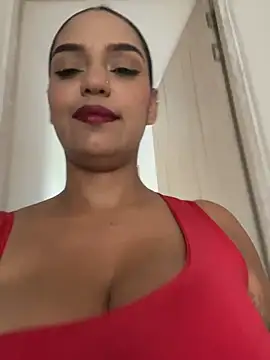 Sara-77 Adlı Modelin Web Kamerası Şovu