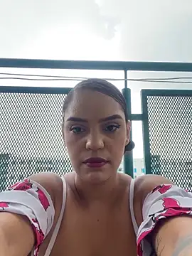 Sara-77 Webcam-Show