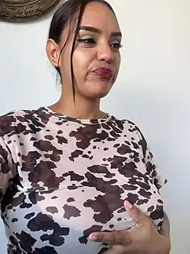 Sara-77 Live XXX-Chat