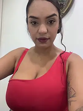 Sara-77 Adlı Modelin Web Kamerası Şovu