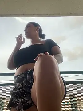Sara-77 Show Webcam