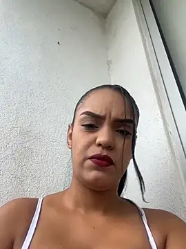 Sara-77 webkamerás műsora