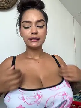 Sara-77 Pertunjukan Webcam