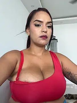 Sara-77 Adlı Modelin Web Kamerası Şovu