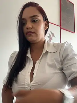 Sara-77 Webcamshow