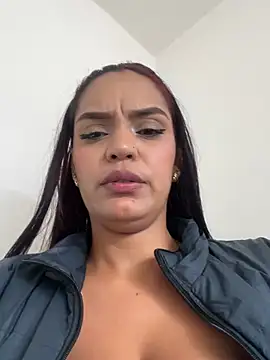 Sara-77 – webcam-show