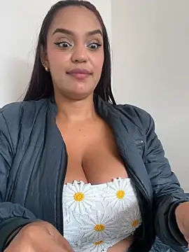 Sara-77 ওয়েবক্যাম শো