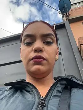 Show de Sara-77 na webcam